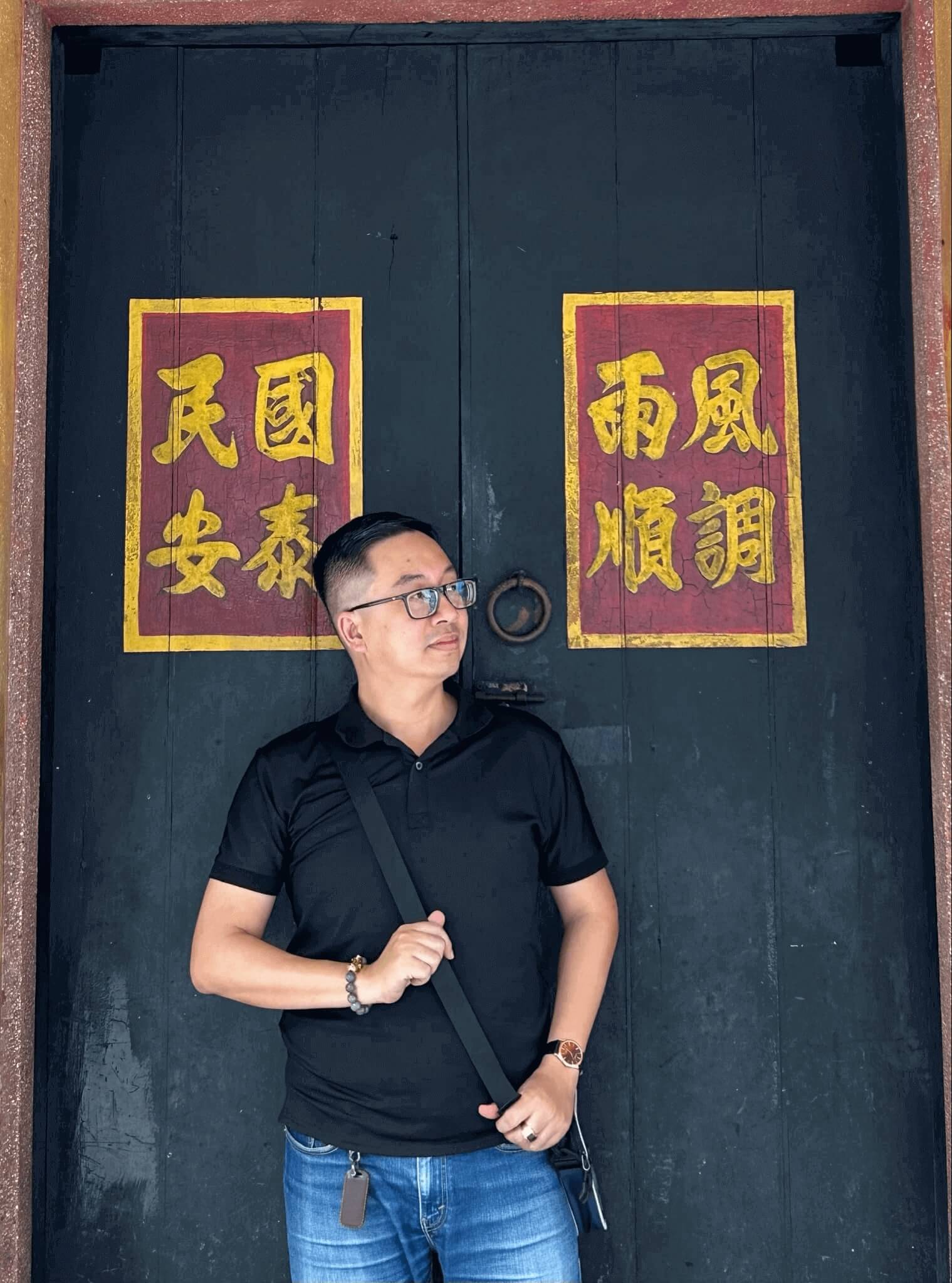 NGUYỄN HỮU LỘC